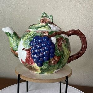 🍇 Whimsical Grapevine Ceramic Teapot 🍇